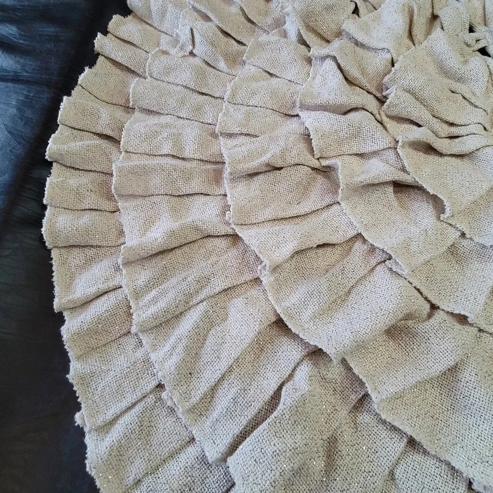 VHC‎ Christmas Tree Skirt Cream Silver Ruffled Burlap Metallic Tiered
